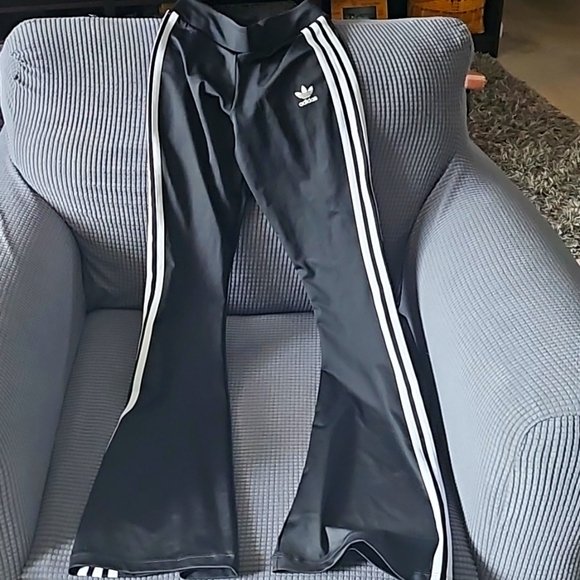 Adidas Flared Leggings XS - Picture 2 of 5